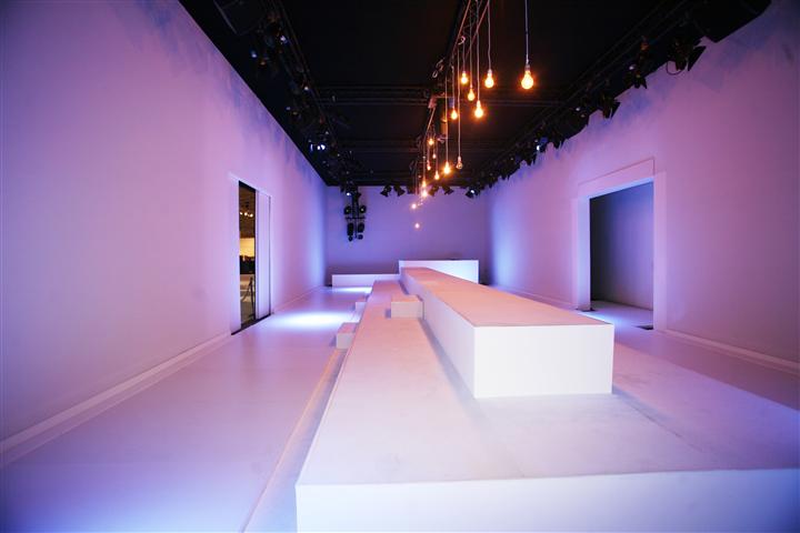 Flanelle prédécoupée · 20 cm · blanche (0301) · rouleau de 60 m