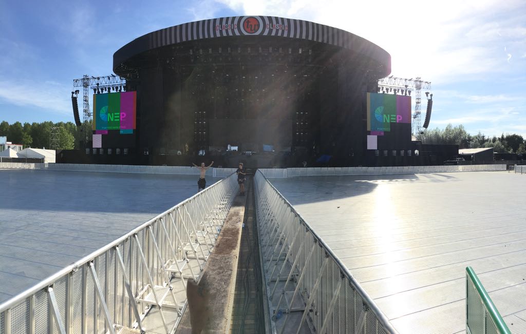 ECO Flannel 130 cm black (9300) roll 60m